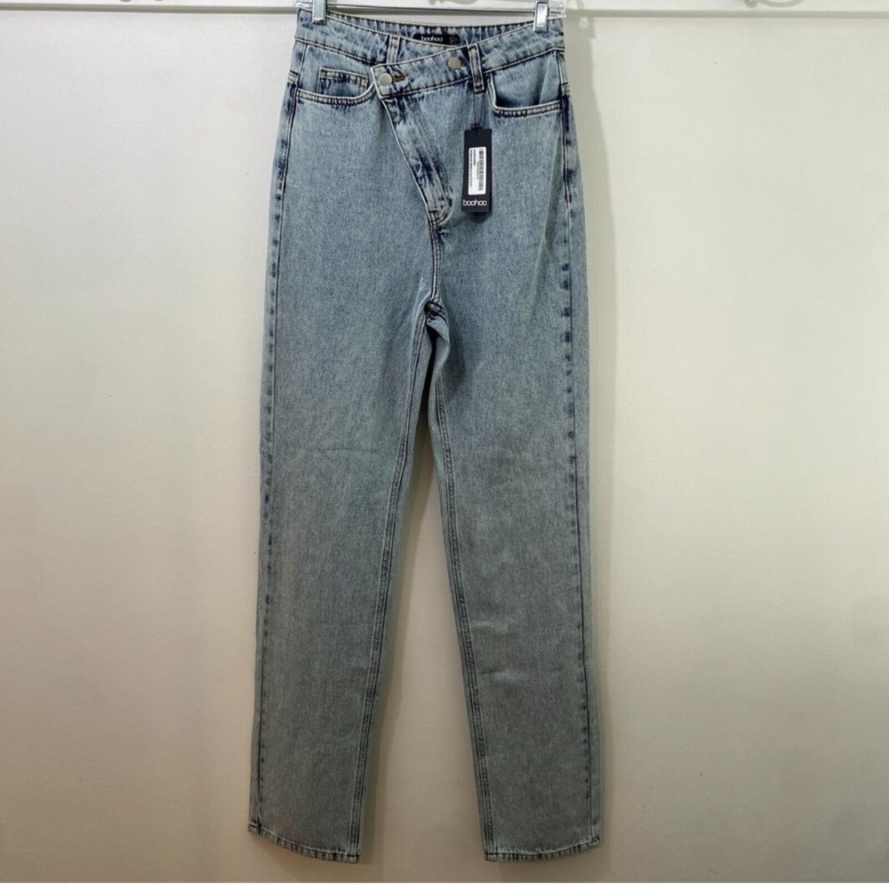 ✨TALL ASYMETRICAL STRAIGHT LEG JEANS✨ - Picture 4 of 7